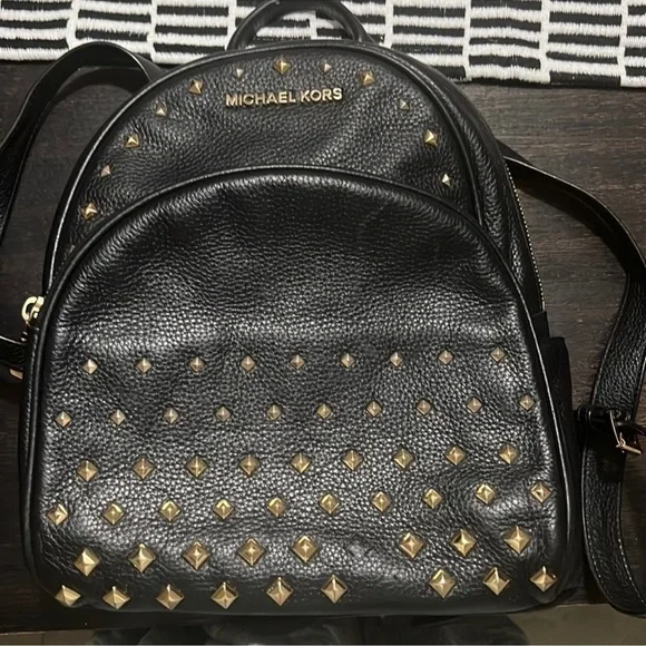 🎒Michael Kors 🎒womens backpack purse - Picture 3 of 6